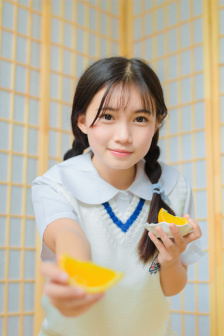 三月女郎